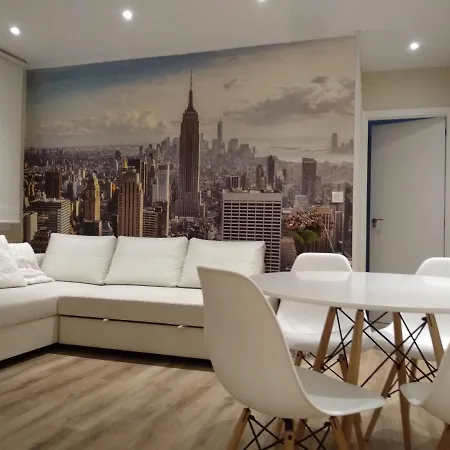 Costa Ii Con Parking Exterior Comunitario Y Parking Privado En El Centro Zumaia